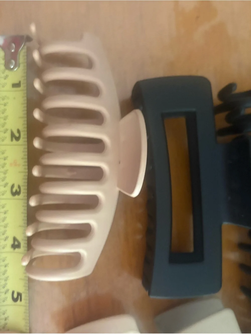 Multi pack 8 large Hair claws New 4” long